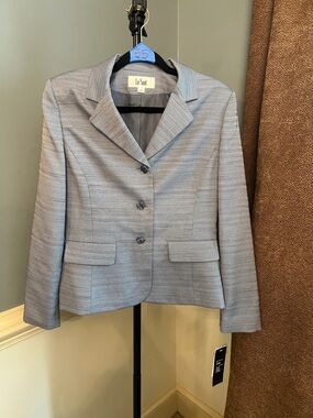 Le Suit Women's Pale Blue Textured Three-Button Blazer NWT no pants